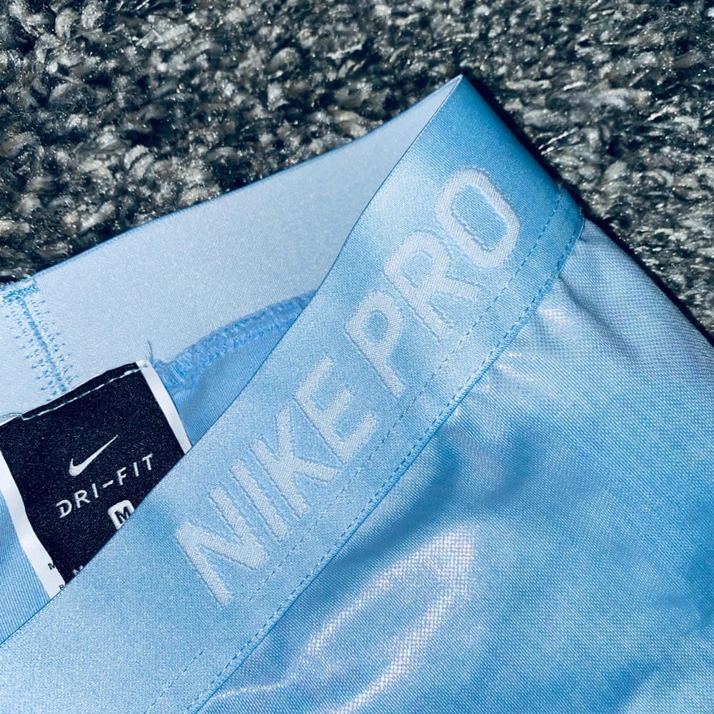 NIKE PRO CROPPED LEGGINGS BLUE PEARLESCENT